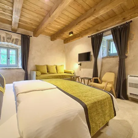 Luxury Jerini Estate *