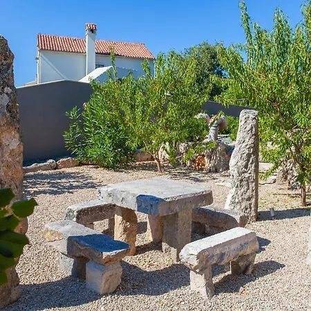 Luxury Jerini Estate Villa *