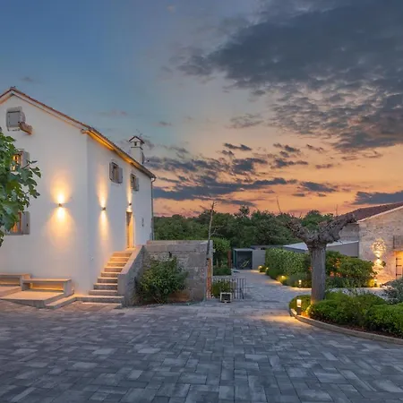 Luxury Jerini Estate Bajcici