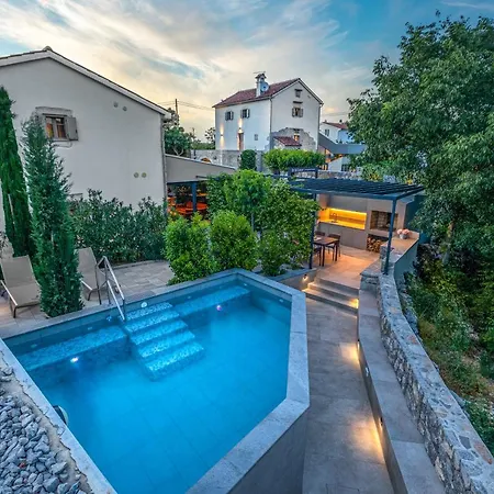 Villa Luxury Jerini Estate *