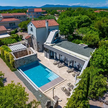 Luxury Jerini Estate *