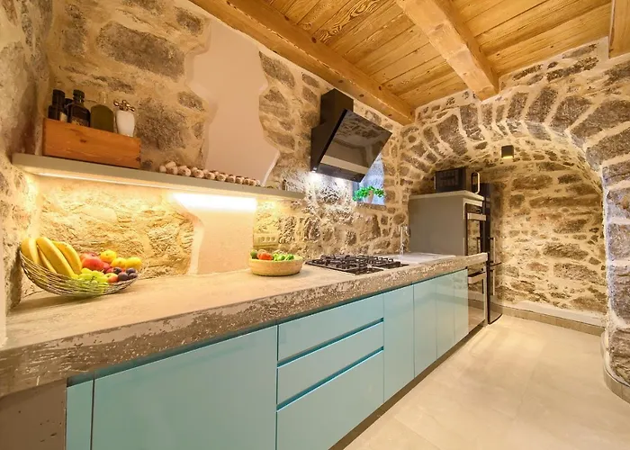 Luxury Jerini Estate *