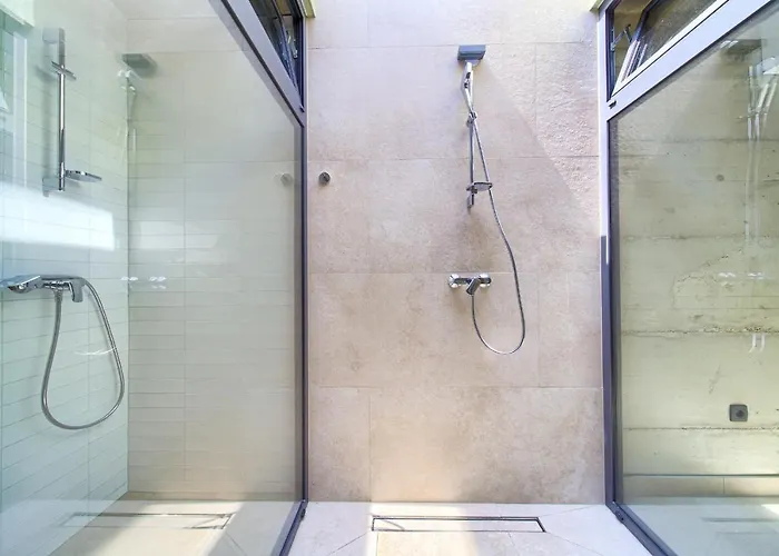 Luxury Jerini Estate * Bajcici