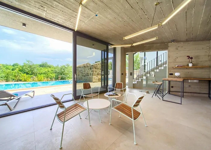 Luxury Jerini Estate *