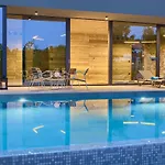 Luxury Jerini Estate Vila