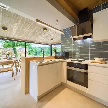 Luxury Jerini Estate * Bajcici