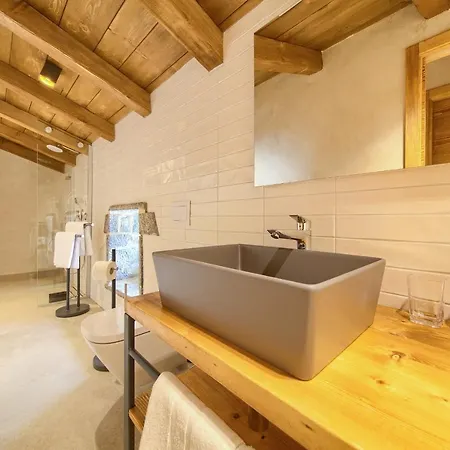 Luxury Jerini Estate Villa