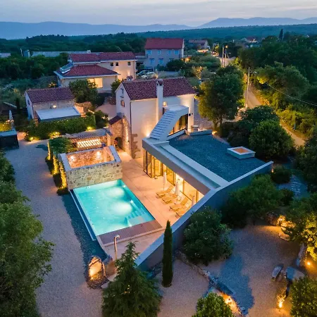 Luxury Jerini Estate *