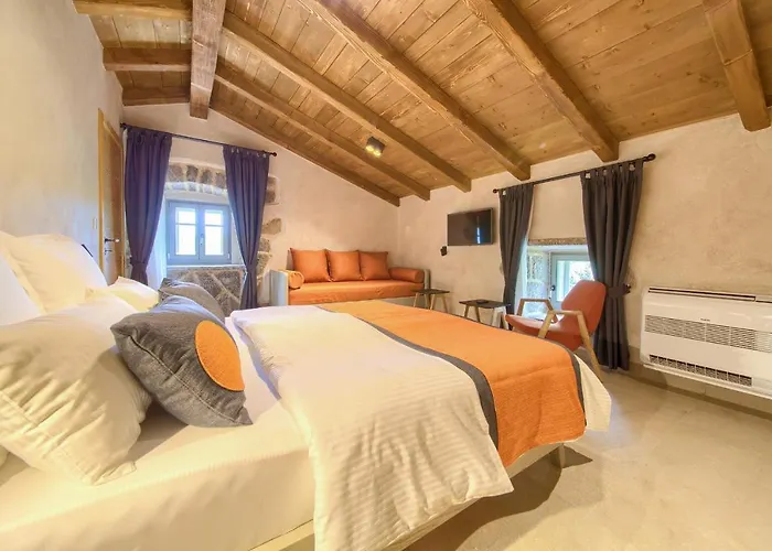 Luxury Jerini Estate * Bajcici