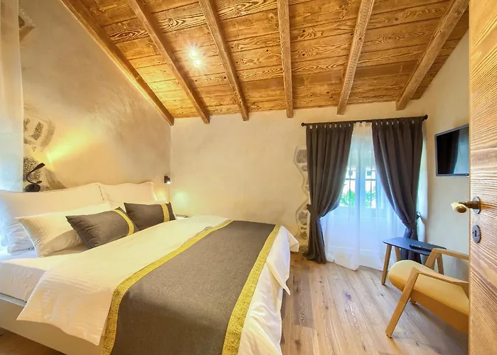 Luxury Jerini Estate Vila Bajcici