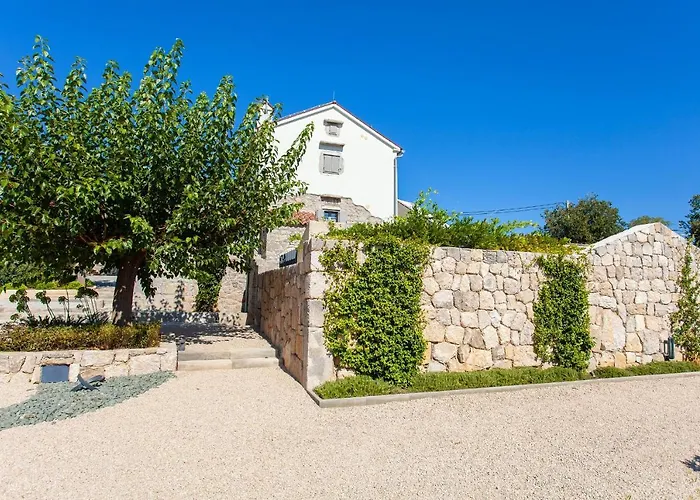 Luxury Jerini Estate Vila Bajcici