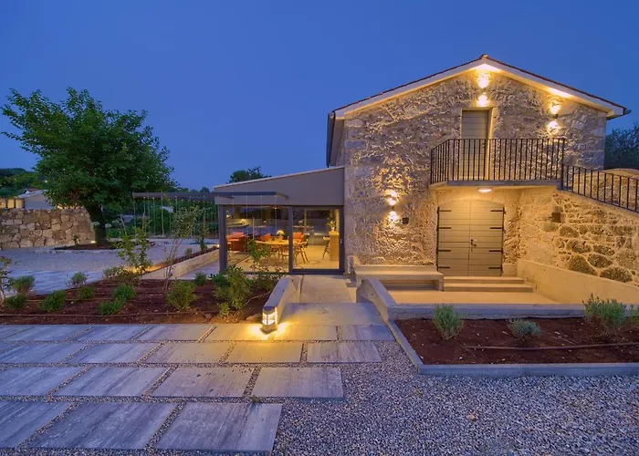 Vila Luxury Jerini Estate