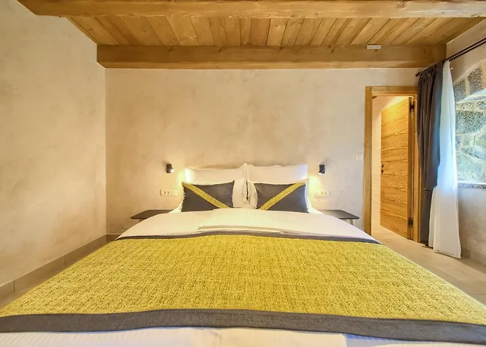 Luxury Jerini Estate Vila Bajcici