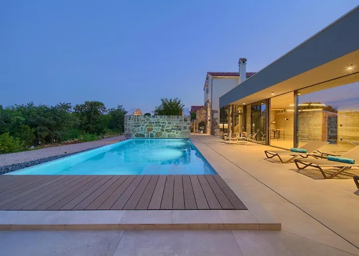 Vila Luxury Jerini Estate